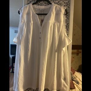 SUPER CUTE. BRAND NEW W/ TAGS! BUSINESS TOP